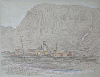 На фоне гор изображен индустриальный пейзаж. На первом плане слева - ствол сосны.