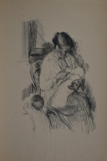 Изображена женщина, кормящая грудью ребенка, справаот нее стоит другой ребенок.