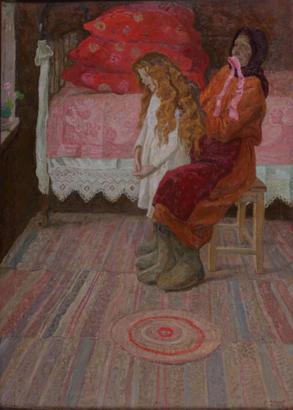 Крестьянская изба. На фоне кровати, покрытой розовым покрывалом, из под которого виден подзор, сидит старушка, в подшитых серых валенках. Около нее девочка с распущенными рыжими волосами. Старушка во рту держит розовую ленту.